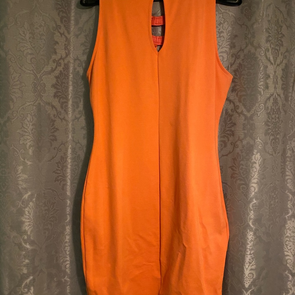 CHARLOTTE RUSSE Dress - Picture 2 of 4